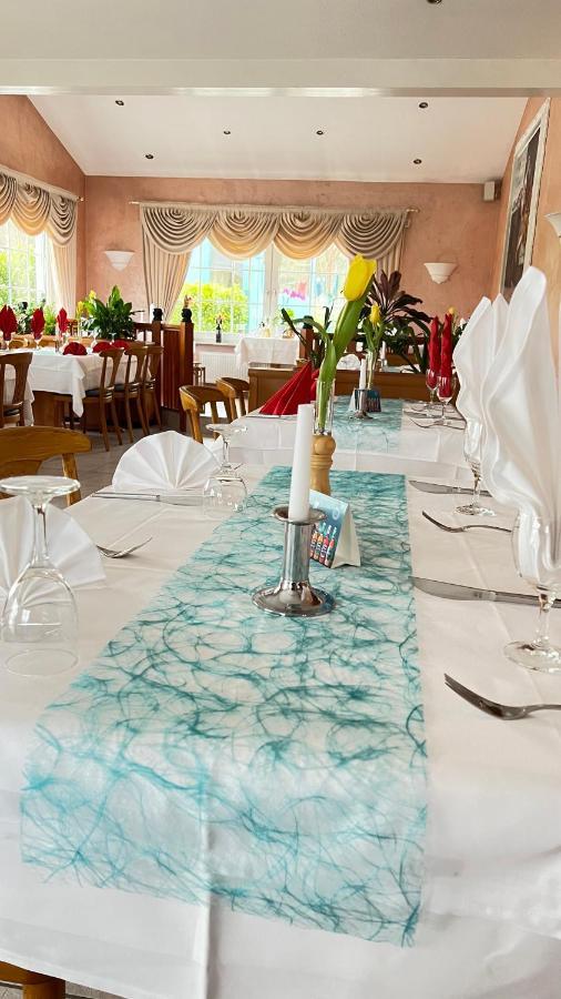 Hotel & Restaurant Am Kirschberg Alten Buseck Екстериор снимка