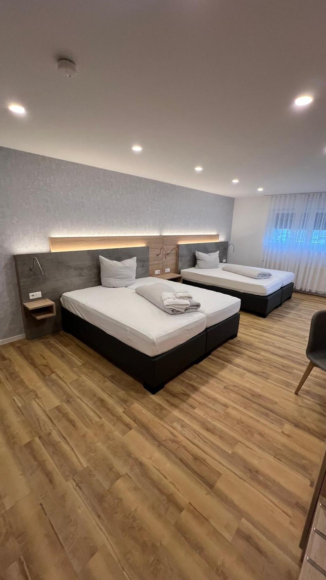 Hotel & Restaurant Am Kirschberg Alten Buseck Екстериор снимка