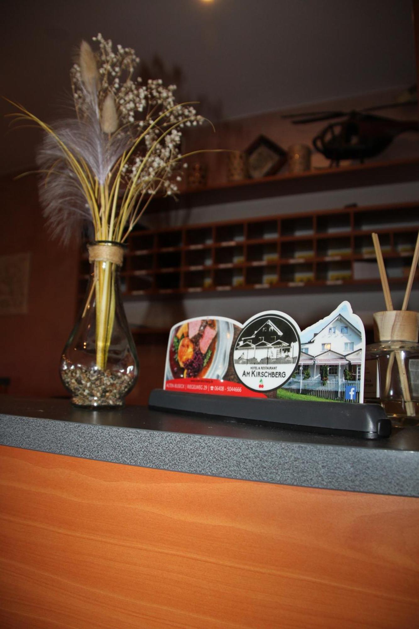 Hotel & Restaurant Am Kirschberg Alten Buseck Екстериор снимка
