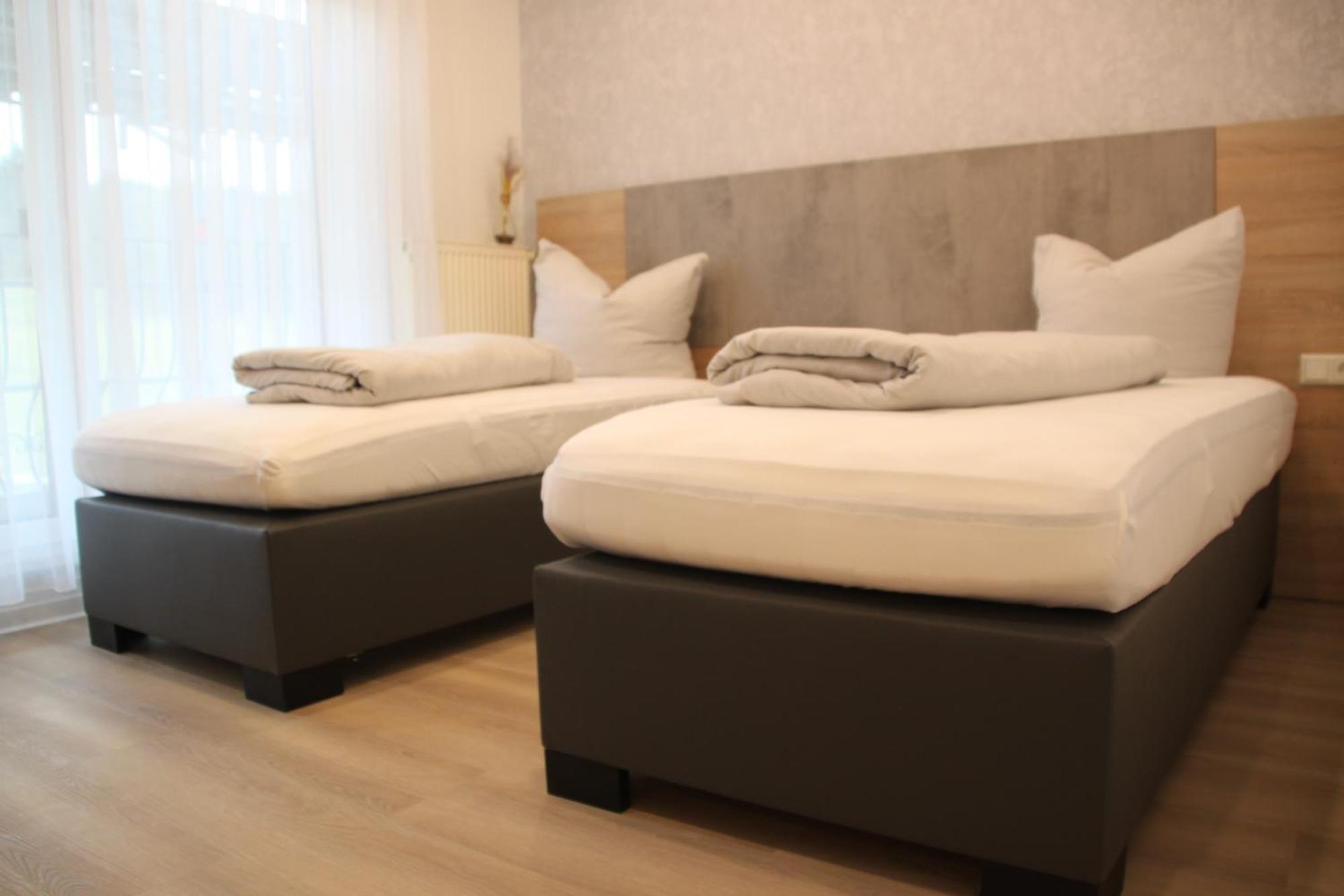 Hotel & Restaurant Am Kirschberg Alten Buseck Екстериор снимка