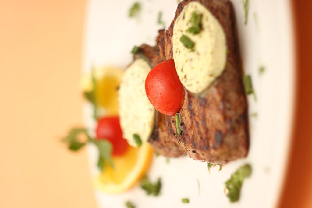 Hotel & Restaurant Am Kirschberg Alten Buseck Екстериор снимка